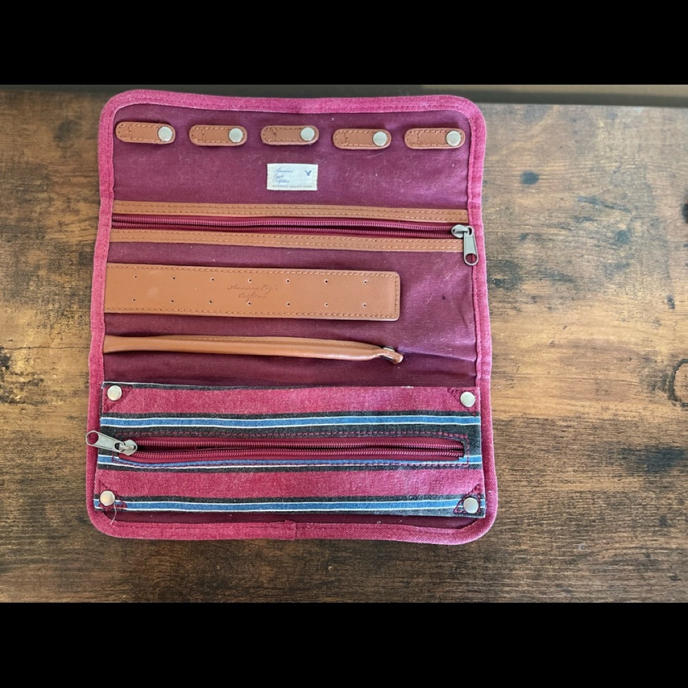 American Eagle Outfitters Travel Jewlery case